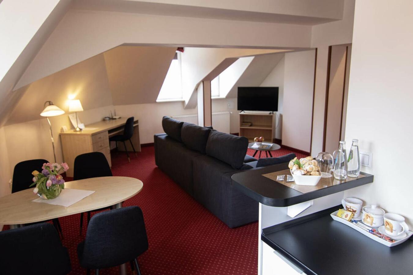 Hotel Zamkowy Wałbrzych Extérieur photo