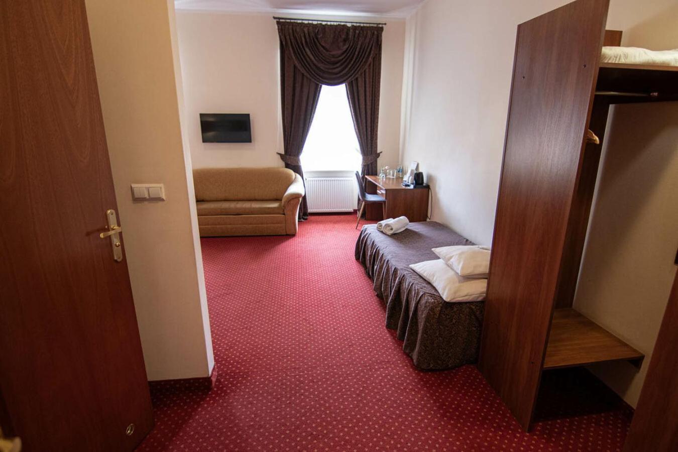 Hotel Zamkowy Wałbrzych Extérieur photo